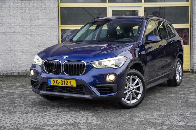 BMW X1 sDrive20i 192PK! Automaat Executive BJ2019 Lmv 17" | Led V+A | Pdc | Elek. achterklep | Navi | Climate control | Cruise control | Sportstuur | Getint glas