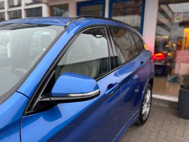BMW X1 X1 sDrive20i High Executive M Sport I Automaat I HUD I LED I Stoelverw. I Sportstoel