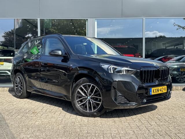 BMW X1 sDrive20i | PANORAMADAK | MASSAGESTOELEN |