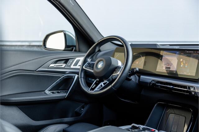 BMW X1 xDrive30e Pano / Leder / Harman Kardon / 360 camera / Head-up / Massage stoel /