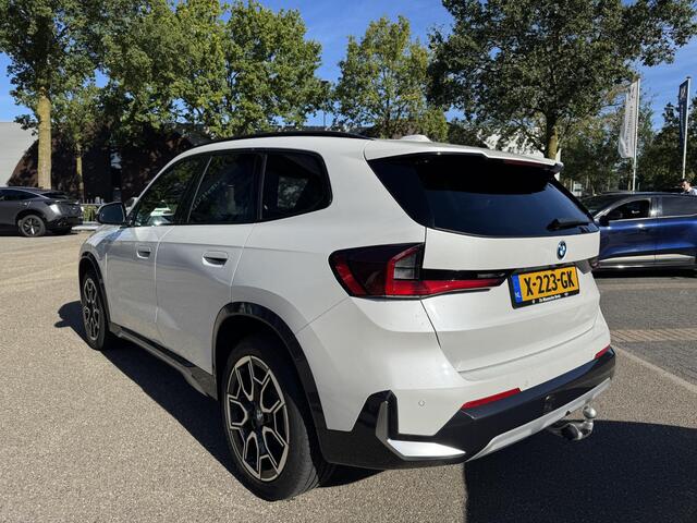 BMW X1 xDrive25e X-Line High Executive PHEV | VAN: 35.900,- VOOR: 32.877,- UW HERFSTVOORDEEL: 3.023,- | HEAD UP DISPLAY | LEDER | STOELVERWARMING| COMFORT ACCESS| ELEK. ACHTERKLEP| ELEK. WEGKLAPBARE TREKHAAK| HUD| 360 CAMERA| APPLE CARPLAY