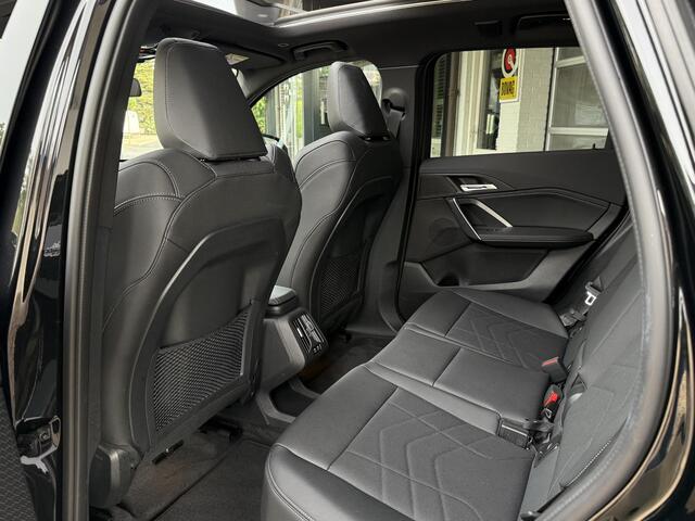 BMW X1 xDrive30e M SPORT | PANORAMA | ELEKTR. STOELEN | 20 INCH VELGEN | 360 CAMERA | HEAD UP | DRIVING ASS. PROFF |