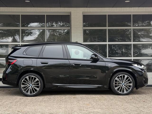 BMW X1 xDrive30e M SPORT | PANORAMA | ELEKTR. STOELEN | 20 INCH VELGEN | 360 CAMERA | HEAD UP | DRIVING ASS. PROFF |