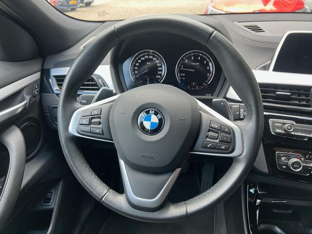 BMW X2 sDrive20i High Executive | Leer | Stoelverwarming | PDC |