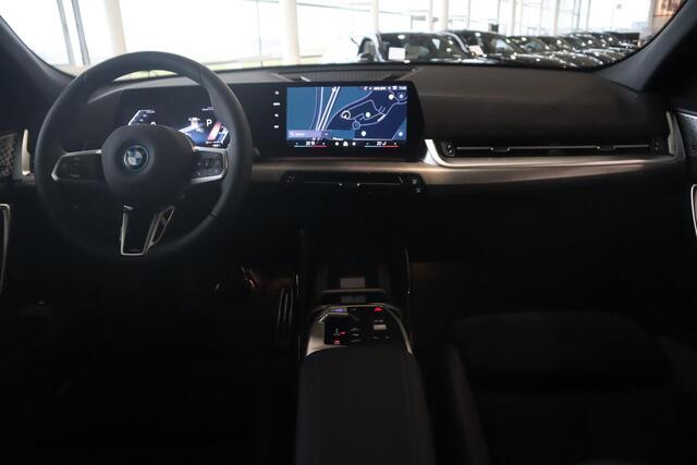 BMW X2 iX2 xDrive30 | M Sportpakket | Premium pack