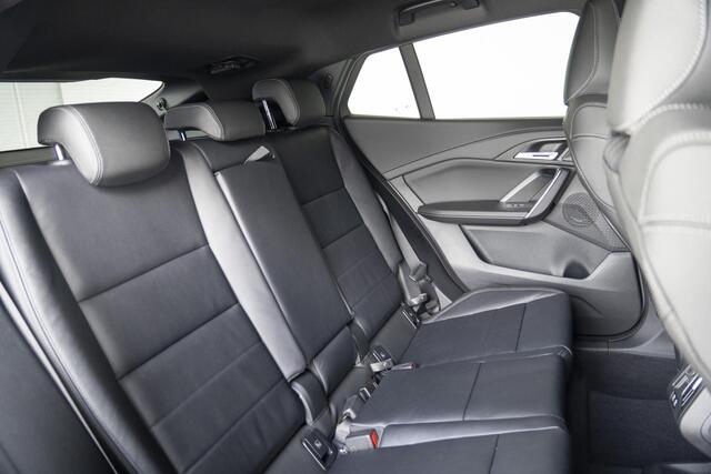 BMW X2 sDrive20i / M Sportpakket / Comfort Acces / Achteruitrijcamera / Vergrote brandstoftank
