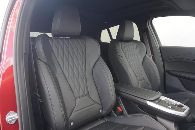 BMW X2 iX2 xDrive30 M Sport Pro Trekhaak / Panorama Dak / Harman Kardon / Comfort Acces / Elektrische Stoelen