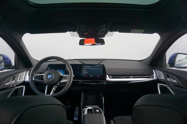 BMW X2 iX2 eDrive20 | M Sportpakket Pro | Premium Pakket | Comfort pakket