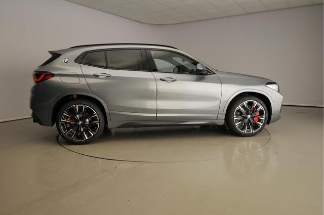 BMW X2 xDrive20i High Executive M-Sportpakket / Panorama Dak / Hifi / Comfort Acces