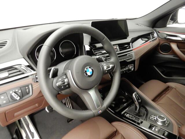 BMW X2 xDrive20i High Executive M-Sportpakket / Panorama Dak / Hifi / Comfort Acces