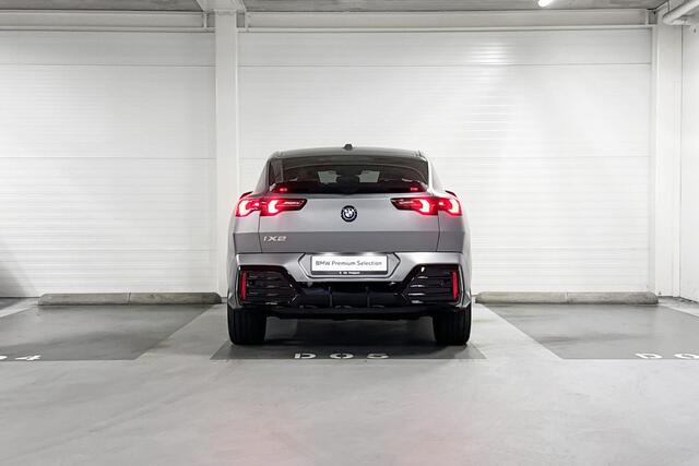 BMW X2 iX2 eDrive20 | M-Sport Pro | Innovation Pack | Harman/Kardon | Panoramadak | Comfort Access
