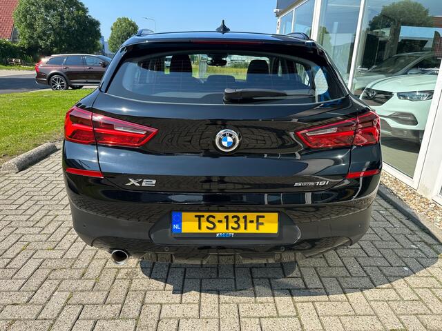 BMW X2 sDrive18i Executive Schuifdak
