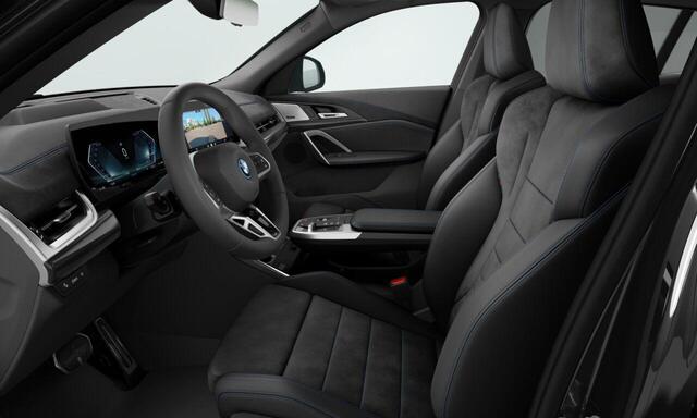 BMW X2 iX2 eDrive20 M Sportpakket Pro | Innovation Pack | Comfort Pack | Panoramadak