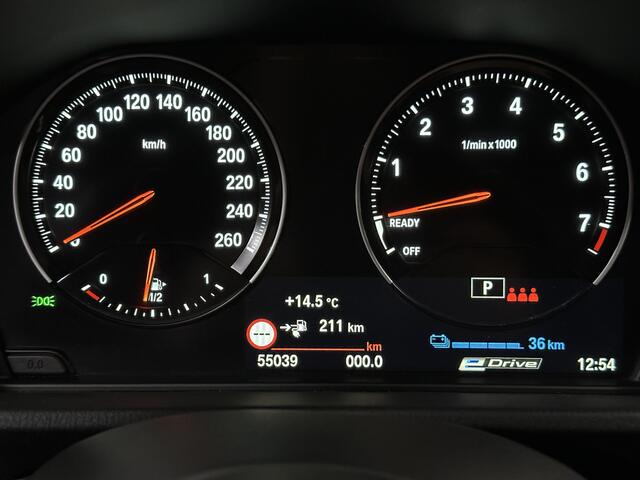 BMW X2 xDrive25e M-Sport Plug in Hybrid | Panodak | Camera | Navi Prof | Sportstoelen Verwarmd | Led | Sfeerverlichting |