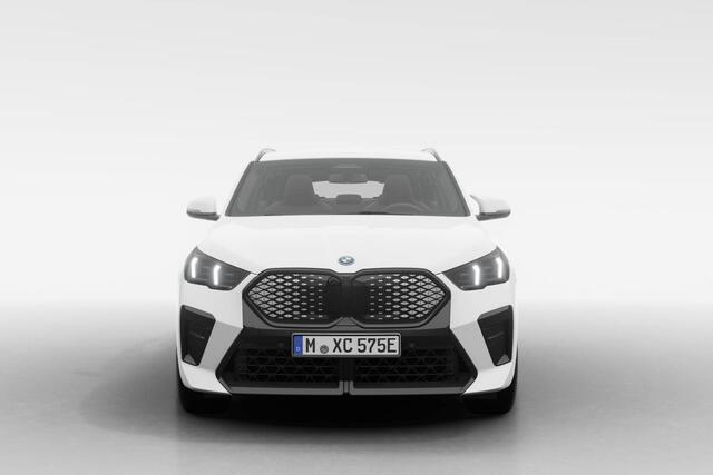 BMW X2 iX2 xDrive30 | M Sport Pro | Premium Pack | Elektrisch wegklapbare trekhaak