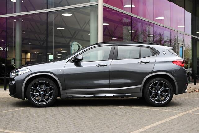 BMW X2 sDrive20i High Executive Automaat / Panoramadak / Achteruitrijcamera / Sportstoelen / Active Cruise Control / LED / Head-Up / Park Assistant