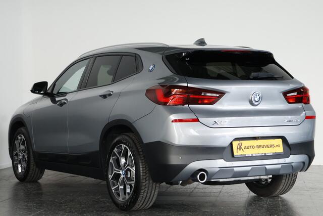 BMW X2 xDrive25e Edition / LED / Navi / Pilot assist / Cam