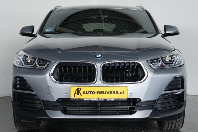 BMW X2 xDrive25e Edition / LED / Navi / Pilot assist / Cam
