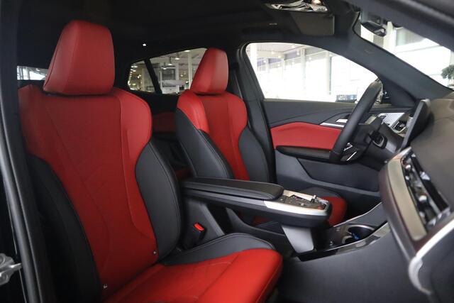 BMW X2 iX2 eDrive20 M Sport Pro | Innovation Pack | Driving Assistant Plus | Elektr. Trekhaak