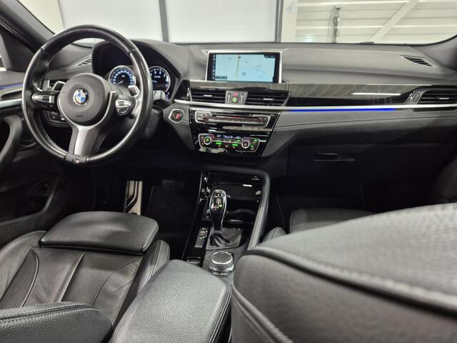 BMW X2 20i 192pk M-Sport High HUD Executive OpenSky LeerSport Zwarte Hemel
