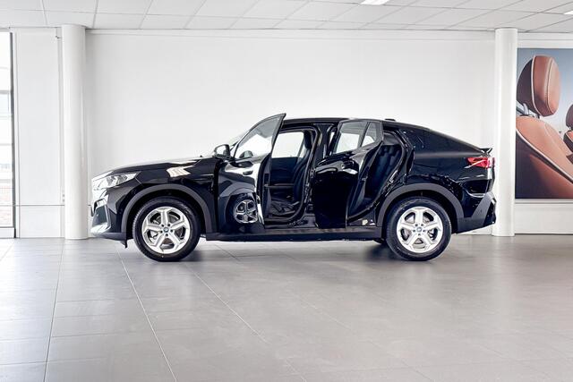 BMW X2 iX2 eDrive20 | Driving Assistant Plus | Achteruitrijcamera |