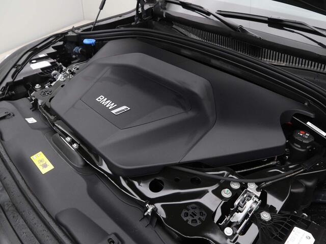 BMW X2 iX2 eDrive20 65kWh