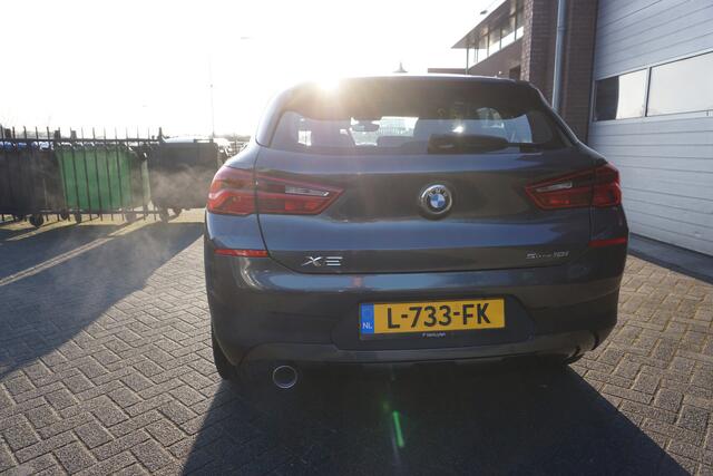 BMW X2 SDRIVE 18I SDRIVE HIGH EXECUTIVE LUXE KEURIGE NETTE STAAT DEALER ONDERHOUDEN FULL LED NAVIGATIE STOELVERWARMING 19INCH LMV PDC V+A BLUETOOTH ECC AIRCO CRUISECONTROL CHROOM ELECTR.KLEP ENZ...