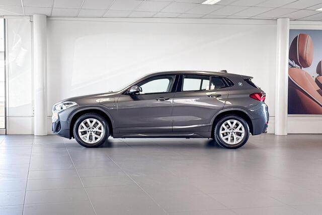 BMW X2 xDrive25e | M Sport | Stoelverwarming | Driving Assistant Plus |
