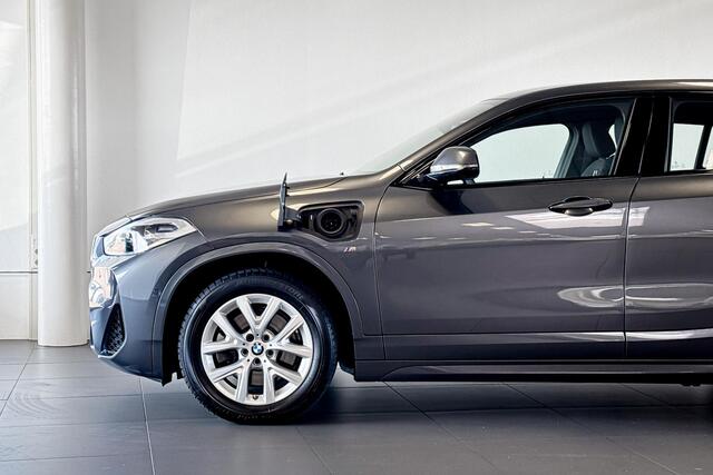 BMW X2 xDrive25e | M Sport | Stoelverwarming | Driving Assistant Plus |