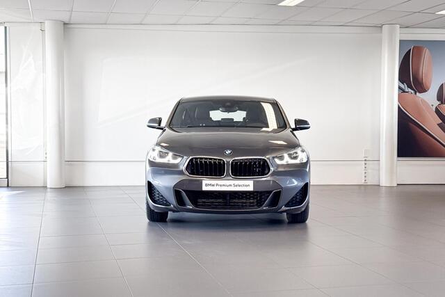 BMW X2 xDrive25e | M Sport | Stoelverwarming | Driving Assistant Plus |