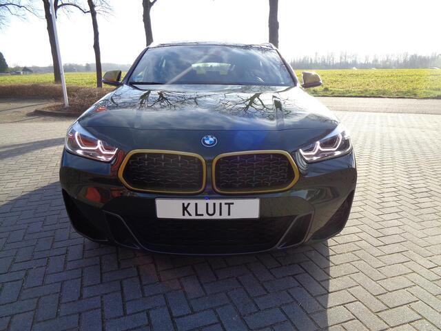 BMW X2 xDrive25e Goldplay Edition