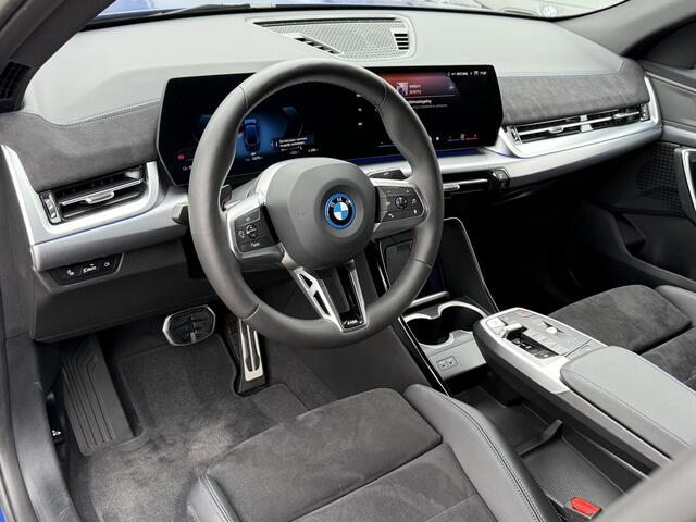 BMW X2 iX2 eDrive20 | M-Sport | 19" | Camera | Comfort Acces