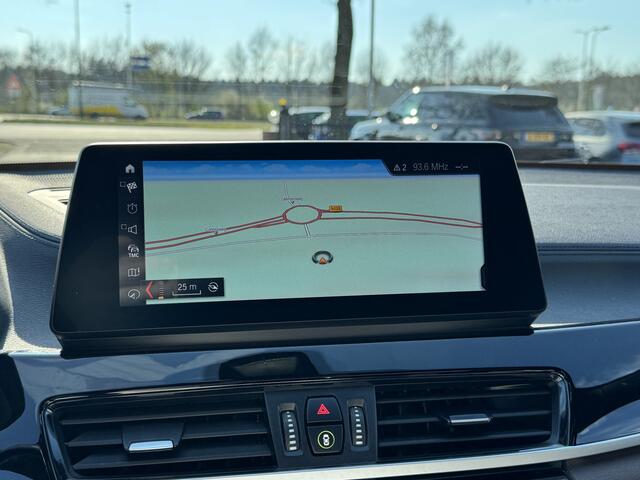 BMW X2 sDrive20i High Exe. M Sport / Trekhaak / Panoramadak / Camera / Head-up / Leder / 20'' / DAB / Navigatie / Stoelverwarming / Cruise Control