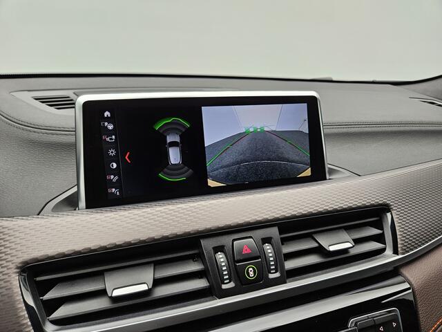 BMW X2 xDrive25e M MESH Edition Plug In Hybrid Dealer O.H PHEV | Lederen Competition Stoelen Verwarmd | Camera | Apple Carplay | 19"L.M | Sfeerverlichting | Navi Pro | Laneassist |