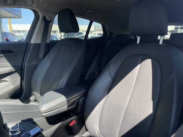 BMW X2 sDrive20i High Executive | Leer | HUD | Navi