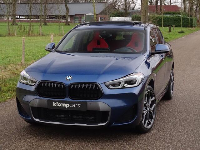 BMW X2 xDrive25e M-Sport | BTW | Schuifdak | Kuipstoelen | X-line | FULL OPTIONS!