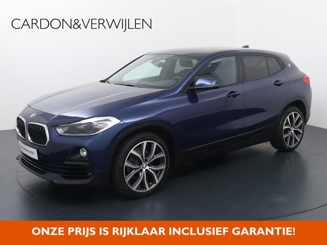 BMW X2 sDrive18i Executive | 140 PK | Automaat | Lichtmetalen velgen 19"| Sportstoelen |