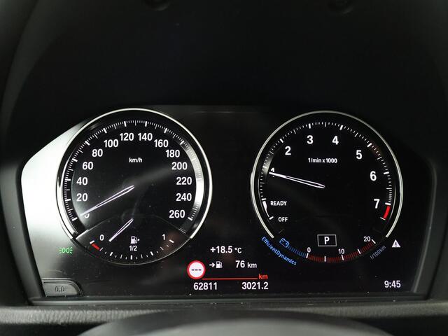 BMW X2 sDrive18i Executive | 140 PK | Automaat | Lichtmetalen velgen 19"| Sportstoelen |