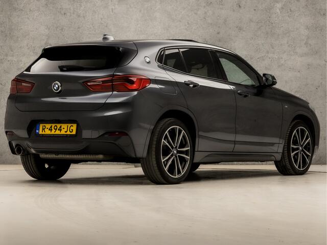 BMW X2 18i sDrive M Sport Automaat (PANORAMADAK, M PAKKET, GROOT NAVI, HEAD-UP DISPLAY, ALCANTARA SPORTSTOELEN, CAMERA, GETINT GLAS, CRUISE, TREKHAAK, ELEK ACHTERKLEP, ZWART HEMEL, NIEUWE APK, NIEUWSTAAT)