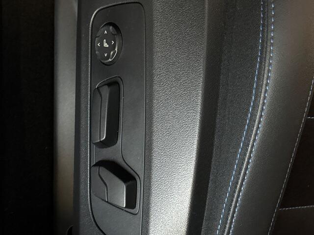 BMW X2 iX2 eDrive20 67 kWh M-Sport / Panoramadak / Harman Kardon Soundsystem / Head-up Display / 20 inch lichtmetaal all-season