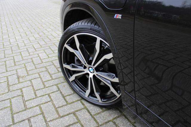 BMW X2 xDrive25e High Executive M-pakket, 20", Pano, Trekhaak, Leer, LED, Head-Up, Navi Plus, Apple Carplay, Stoelverwarming, stuurwielverwarming, DAB