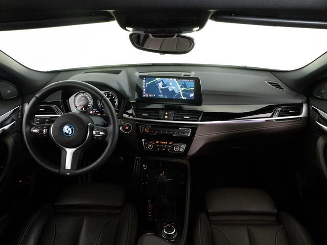 BMW X2 M-Sport 25e 225 PK xDrive | Panoramadak | Leder | Harman Kardon | Trekhaak | Camera | Head-up |
