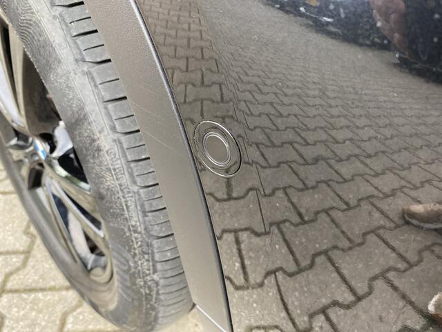 BMW X2 sDrive18i Executive Cruise Control, Elektrische Klep & Afneembare Trekhaak