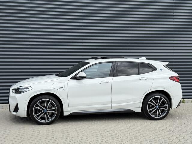 BMW X2 xDrive25e M-Sport Shadow Pano/Apple/Leder/stuur+stoel warm