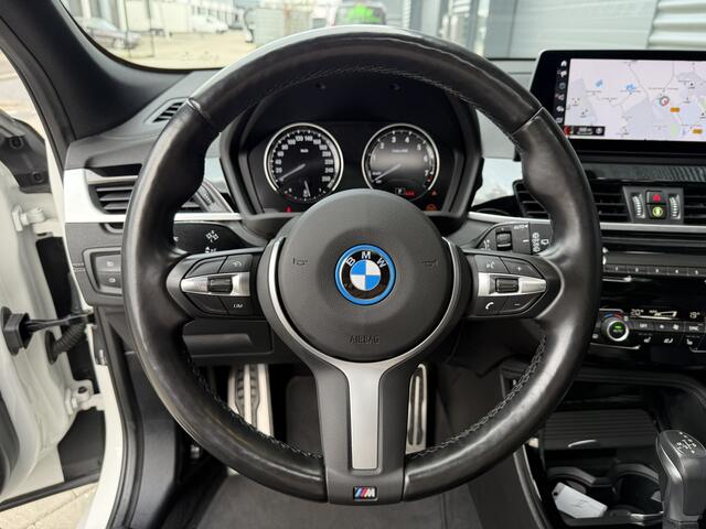 BMW X2 xDrive25e M-Sport Shadow Pano/Apple/Leder/stuur+stoel warm