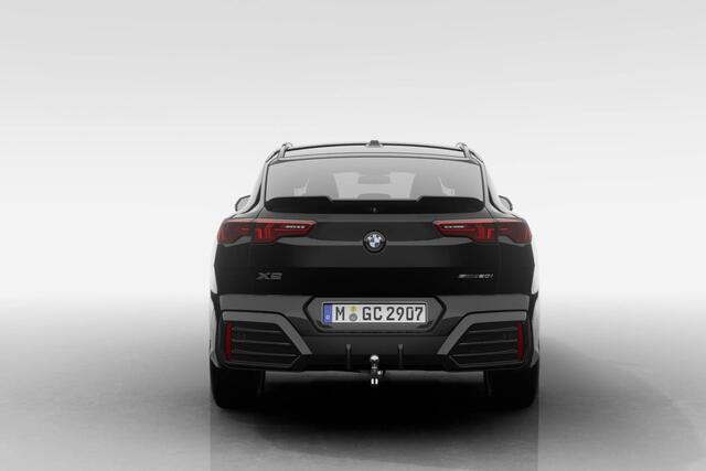 BMW X2 sDrive20i | M Sport Pro | Innovation Pack | Trekhaak | Getinte Glas | Harman Kardon