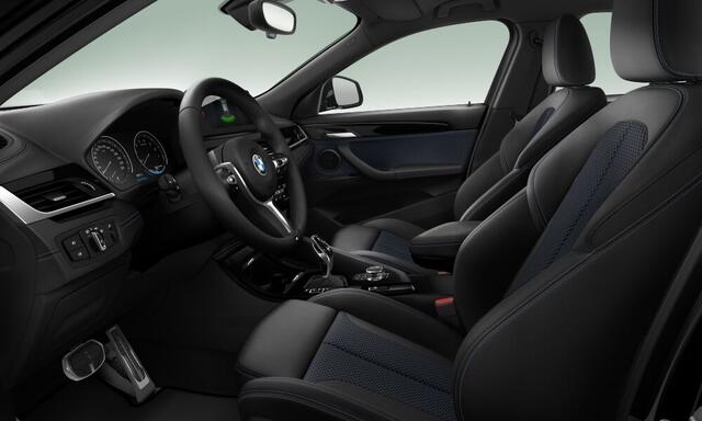 BMW X2 sDrive18i M-Sport-X - Pano - Trekhaak - Head-Up - Hifi - Navi Plus