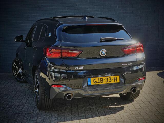 BMW X2 sDrive20i High Executive / PANO / HUD / M-SPORT