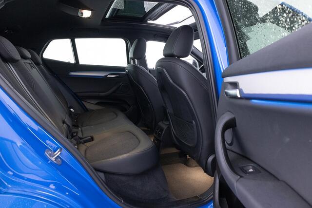 BMW X2 xDrive25e High Executive M-Sport | PANORAMADAK | Half LEDER | Full LED
