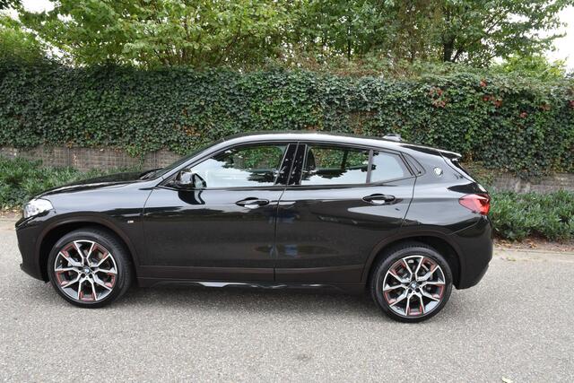 BMW X2 sDrive20i Business Edition Plus M-PAKKET